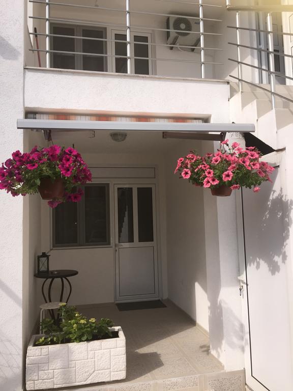 Apartments Mia Patria Улцинь Экстерьер фото