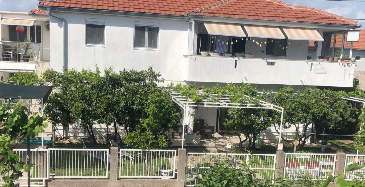 Apartments Mia Patria Улцинь Экстерьер фото